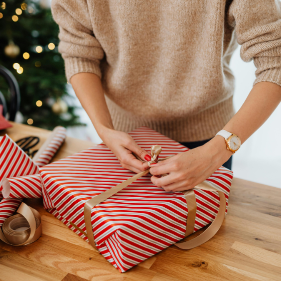 NJHS Holiday Gift Wrapping